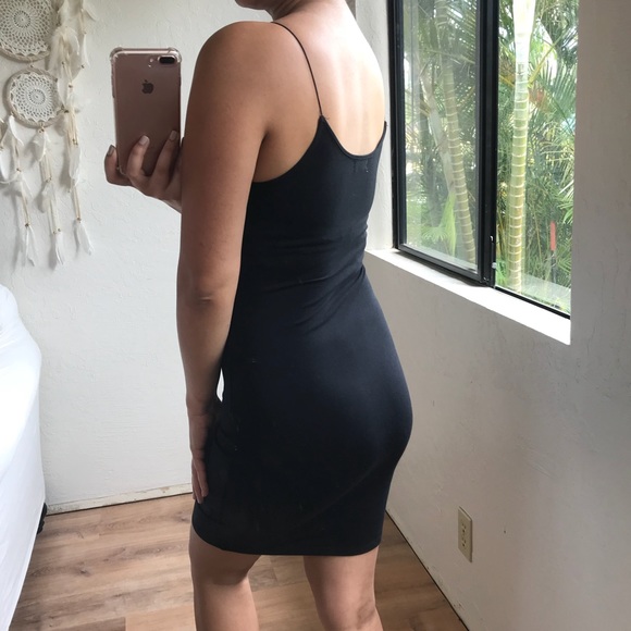 MIA in black - Picture 2 of 4